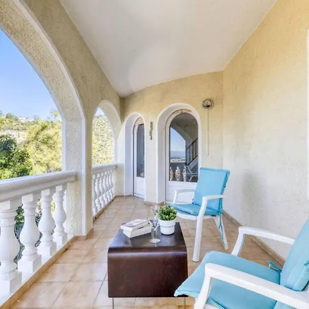 Vubel Modern Semesterbostad