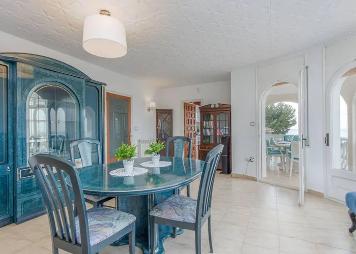 Prázdninový dům Vubel Modern Saint Tropez